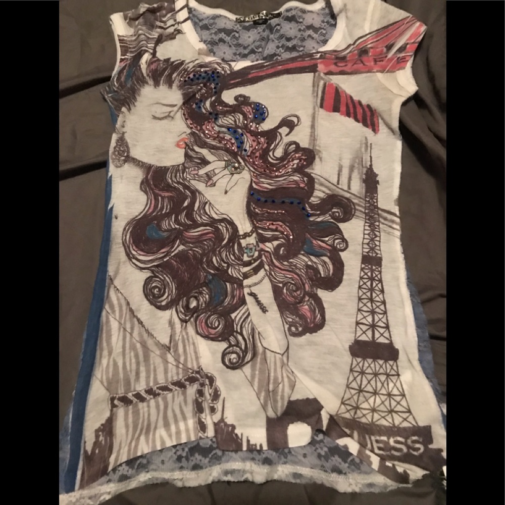 Guess tee